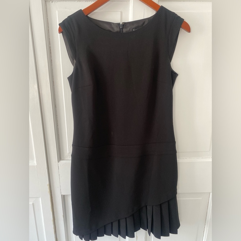 White House Black Market Classic Black Dress size 4